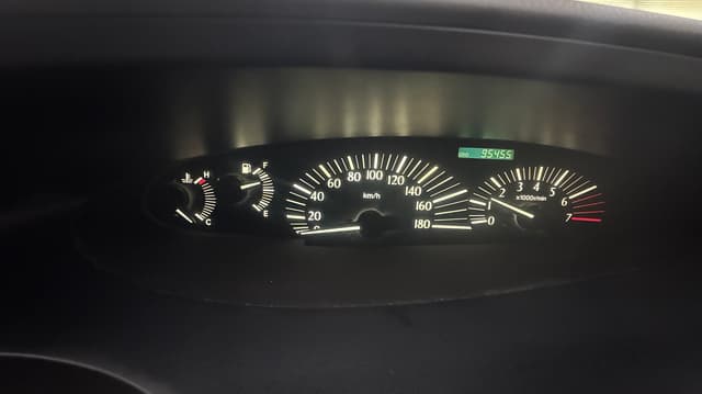 2001 Toyota Estima JDM car for sale — photo 9 of 10