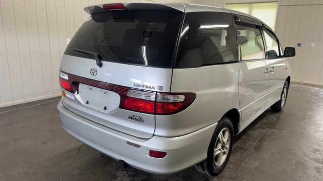2000 Toyota Estima JDM car for sale — photo 3 of 10