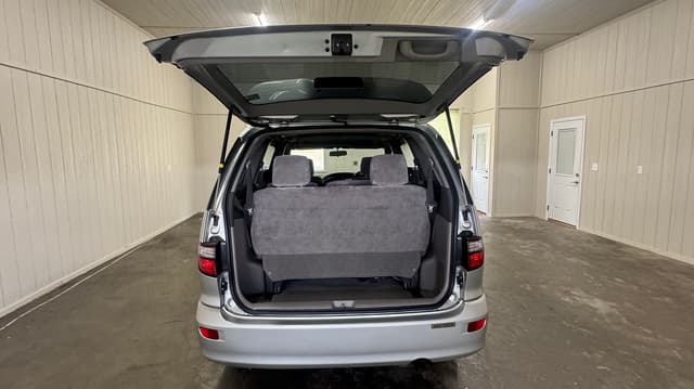 2000 Toyota Estima JDM car for sale — photo 7 of 10