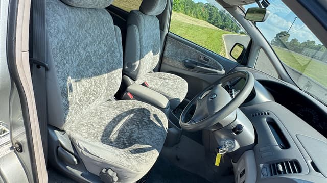 2000 Toyota Estima JDM car for sale — photo 5 of 10