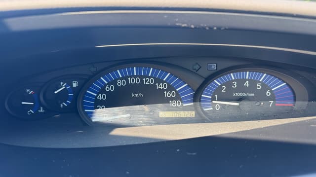 2000 Toyota Estima JDM car for sale — photo 10 of 10