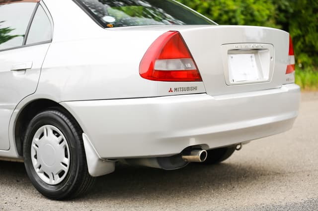 1996 Mitsubishi Mirage JDM car for sale — photo 10 of 25