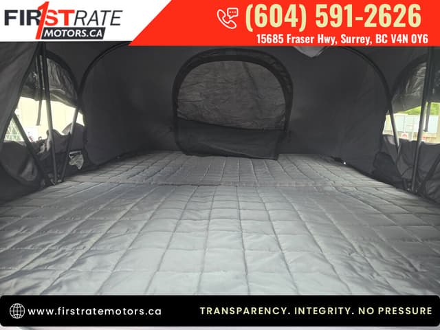 2009 Mitsubishi Delica JDM car for sale — photo 23 of 25
