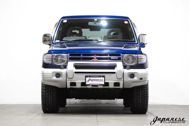 1997 Mitsubishi Pajero JDM car for sale — photo 2 of 25
