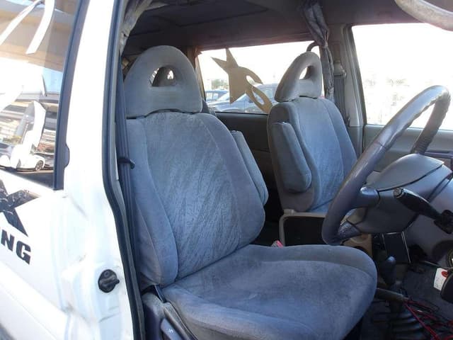 1996 Mitsubishi Delica JDM car for sale — photo 5 of 13