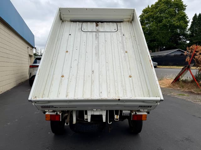 1999 Daihatsu Hijet JDM car for sale — photo 9 of 25