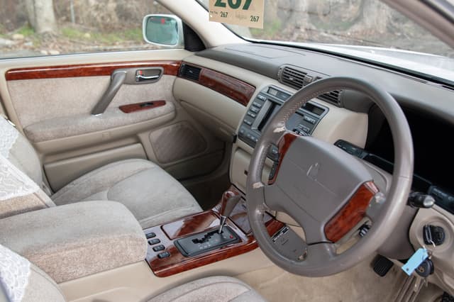 2001 Toyota Majesta JDM car for sale — photo 15 of 15