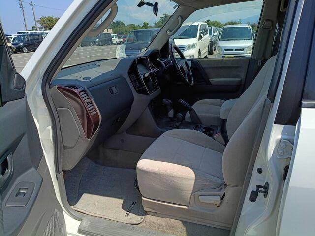1999 Mitsubishi Pajero JDM car for sale — photo 3 of 6