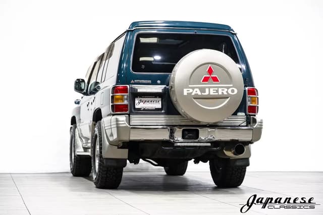 1997 Mitsubishi Pajero JDM car for sale — photo 6 of 25