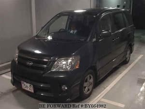 2005 Toyota Noah JDM car for sale