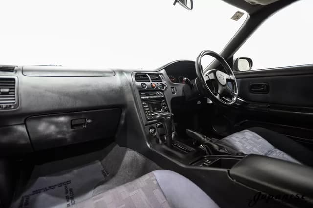 1996 Nissan Skyline JDM car for sale — photo 9 of 25