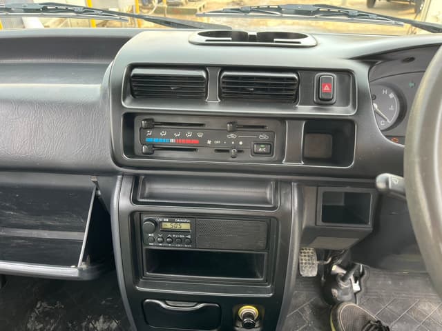 2002 Daihatsu Hijet JDM car for sale — photo 14 of 25