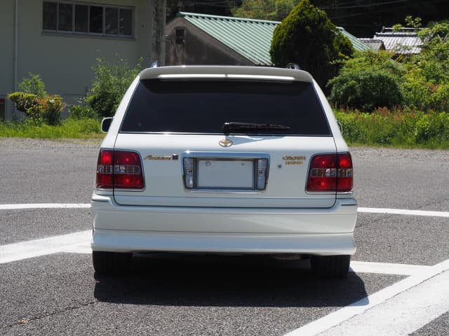 2000 Toyota Crown JDM car for sale — photo 6 of 25