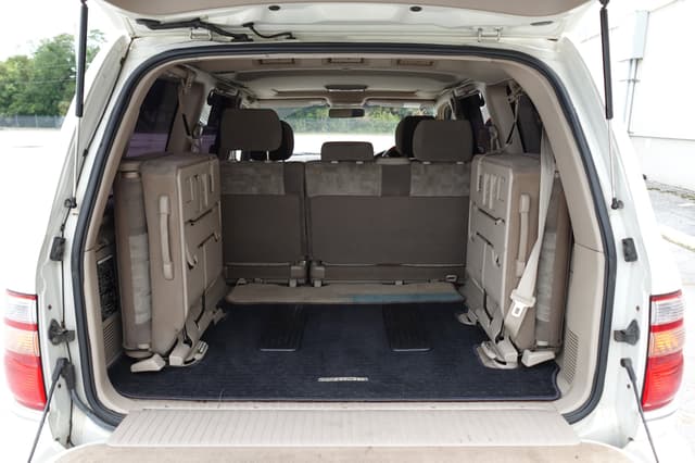 2000 Toyota Land Cruiser JDM car for sale — photo 16 of 17