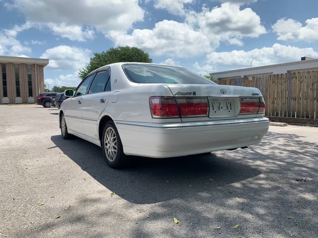 2000 Toyota Crown JDM car for sale — photo 3 of 12