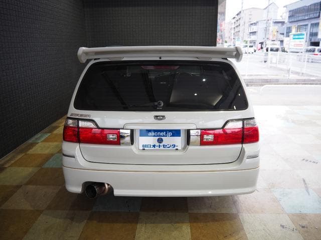 1998 Nissan Stagea JDM car for sale — photo 2 of 21