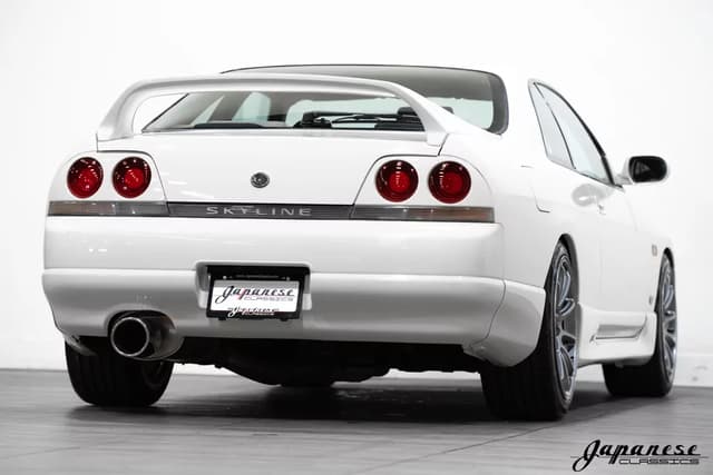 1994 Nissan Skyline JDM car for sale — photo 8 of 25