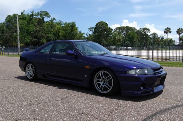 1997 Nissan Skyline JDM car for sale — photo 8 of 17