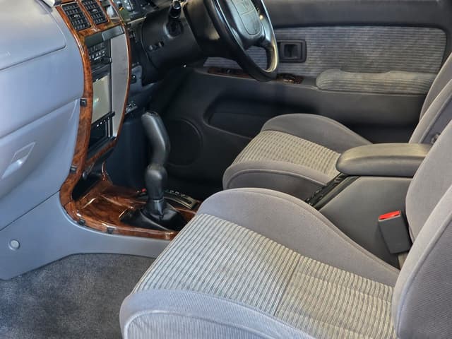 1996 Toyota Hilux Surf JDM car for sale — photo 17 of 25