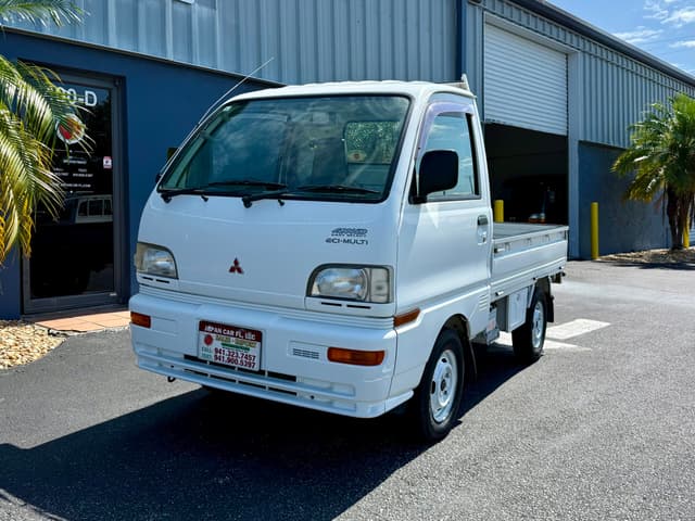 1998 Mitsubishi Minicab JDM car for sale — photo 2 of 16