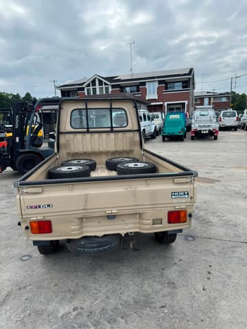 2000 Daihatsu Hijet JDM car for sale — photo 5 of 9