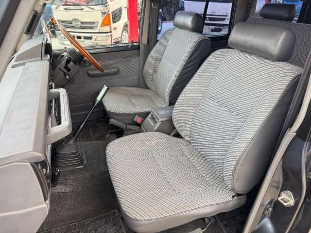1992 Toyota Land Cruiser JDM car for sale — photo 6 of 25