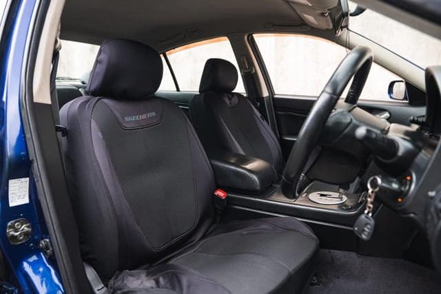 2002 Nissan Skyline JDM car for sale — photo 14 of 18