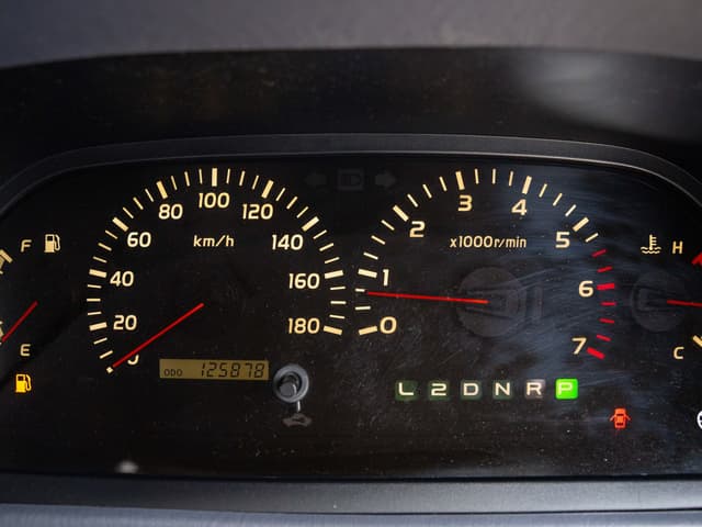 2000 Toyota Land Cruiser Prado JDM car for sale — photo 14 of 16