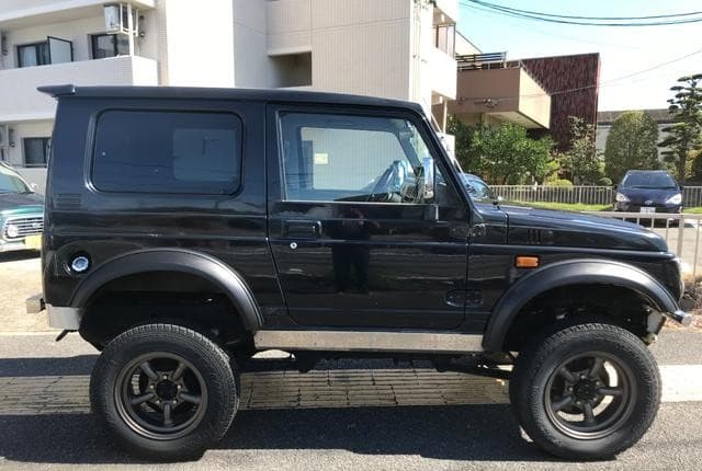1996 Suzuki Jimny JDM car for sale — photo 5 of 9
