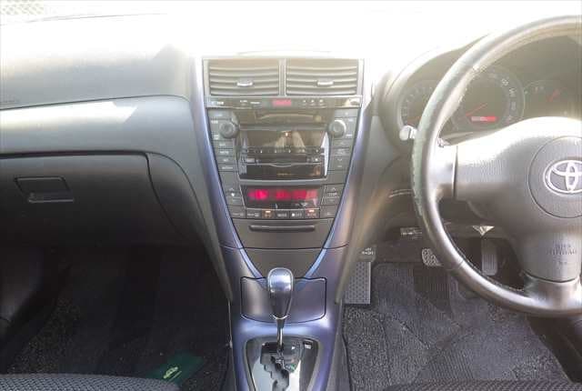 2003 Toyota Caldina JDM car for sale — photo 13 of 25