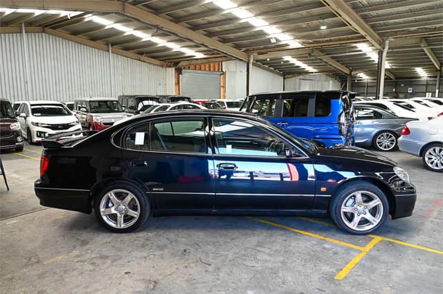 2001 Toyota Aristo JDM car for sale — photo 12 of 20
