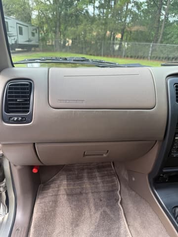 1998 Toyota Hilux Surf JDM car for sale — photo 24 of 25