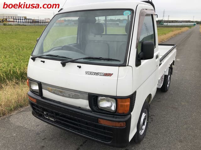 1996 Daihatsu Hijet JDM car for sale — photo 2 of 22