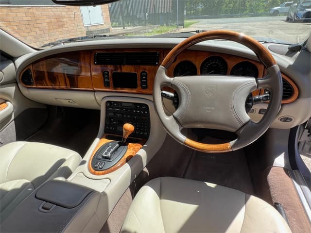 2000 Jaguar JDM car for sale — photo 15 of 19