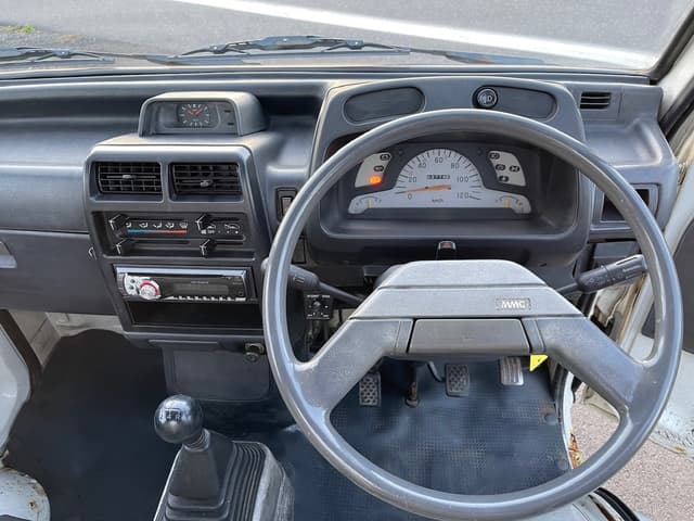 1991 Mitsubishi Minicab JDM car for sale — photo 24 of 25