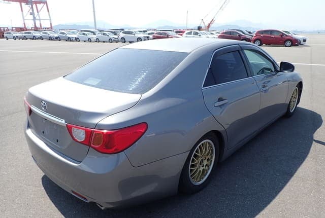 2009 Toyota Mark X JDM car for sale — photo 5 of 25