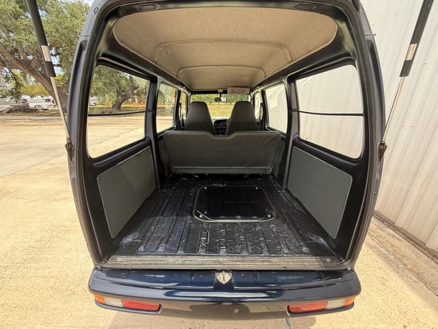1994 Suzuki Every JDM car for sale — photo 17 of 23