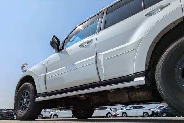 2011 Mitsubishi Pajero JDM car for sale — photo 19 of 25
