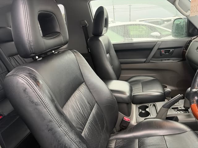 2000 Mitsubishi Pajero JDM car for sale — photo 12 of 16