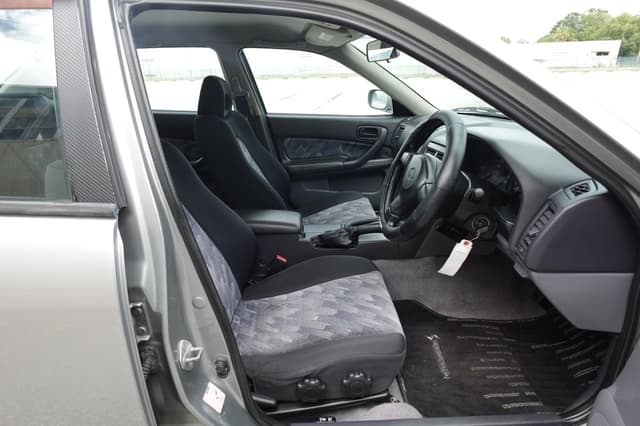 2000 Nissan Skyline JDM car for sale — photo 11 of 18
