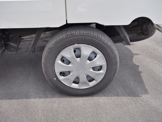 2001 Mitsubishi Minicab JDM car for sale — photo 22 of 25