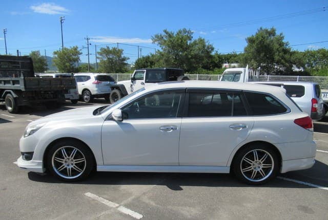 2009 Subaru Legacy JDM car for sale — photo 2 of 25