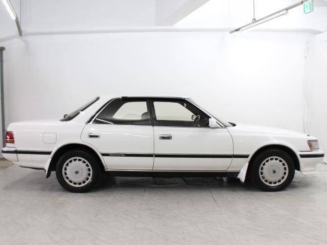 1989 Toyota Chaser JDM car for sale — photo 11 of 20