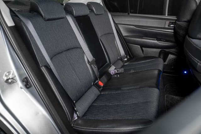 2009 Subaru Legacy JDM car for sale — photo 17 of 18