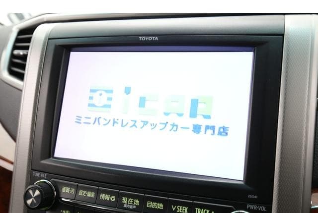 2010 Toyota Vellfire JDM car for sale — photo 4 of 25