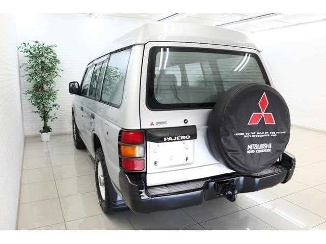 1992 Mitsubishi Pajero JDM car for sale — photo 17 of 17