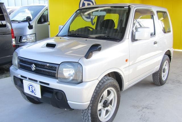 2009 Suzuki Jimny JDM car for sale — photo 2 of 13