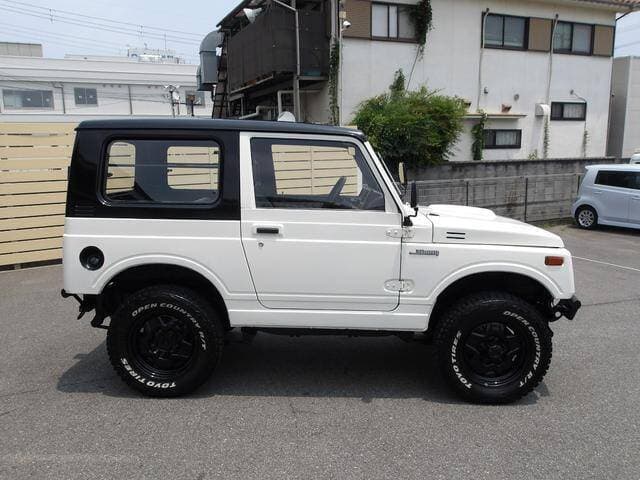 1993 Suzuki Jimny JDM car for sale — photo 4 of 20