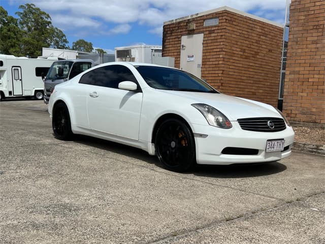 2004 Nissan Skyline JDM car for sale — photo 4 of 16