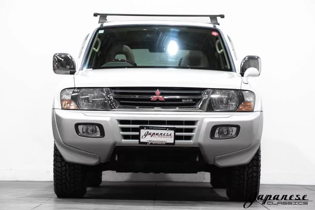 2000 Mitsubishi Pajero JDM car for sale — photo 2 of 25